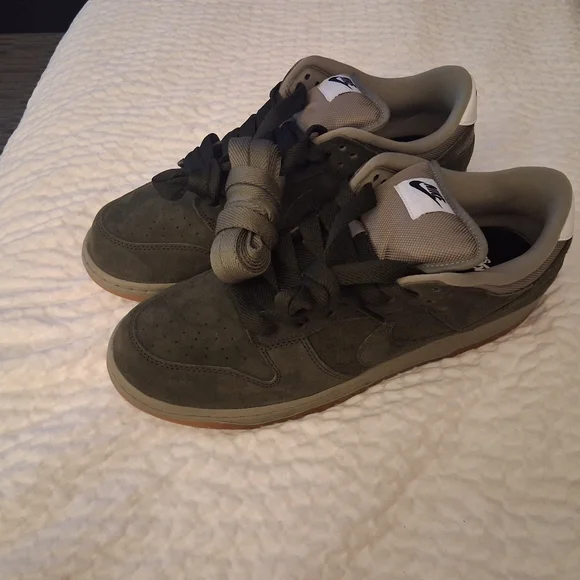 Nike SB Dunk Low Pro B 'Sequoia/Army HJ0367-301 NWB NO LID SIZE 12